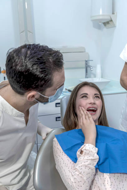 Best Emergency Treatment for Toothache in Mariemont, OH